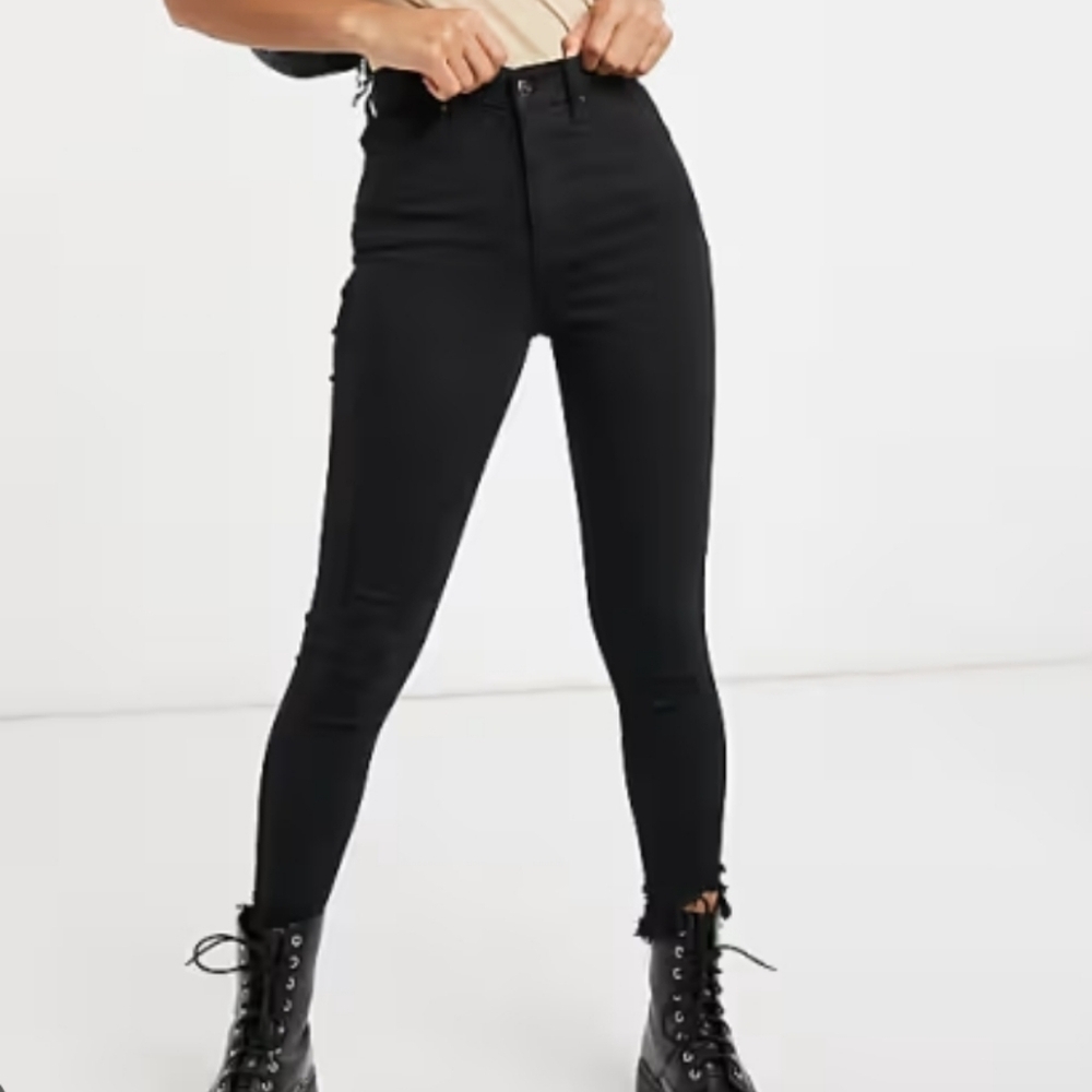 Topshop Black Jamie Jeans With Raw Hem
